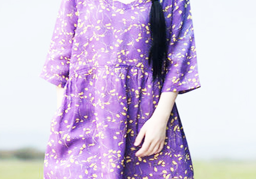 紫色碎花裙子
