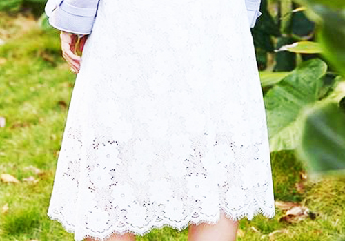 白色蕾丝裙搭配